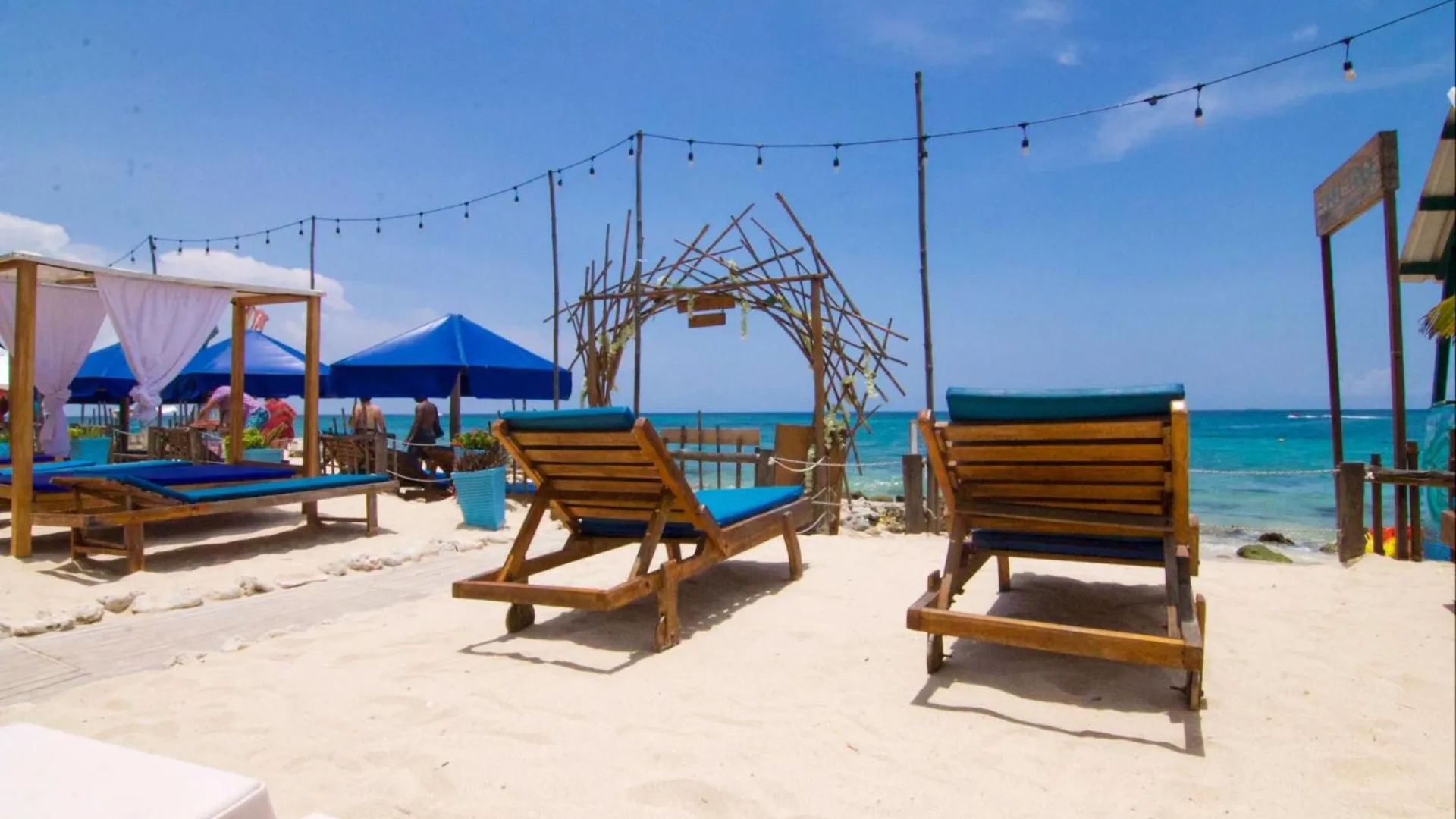 Cabana Coral Azul Playa Blanca Colombia