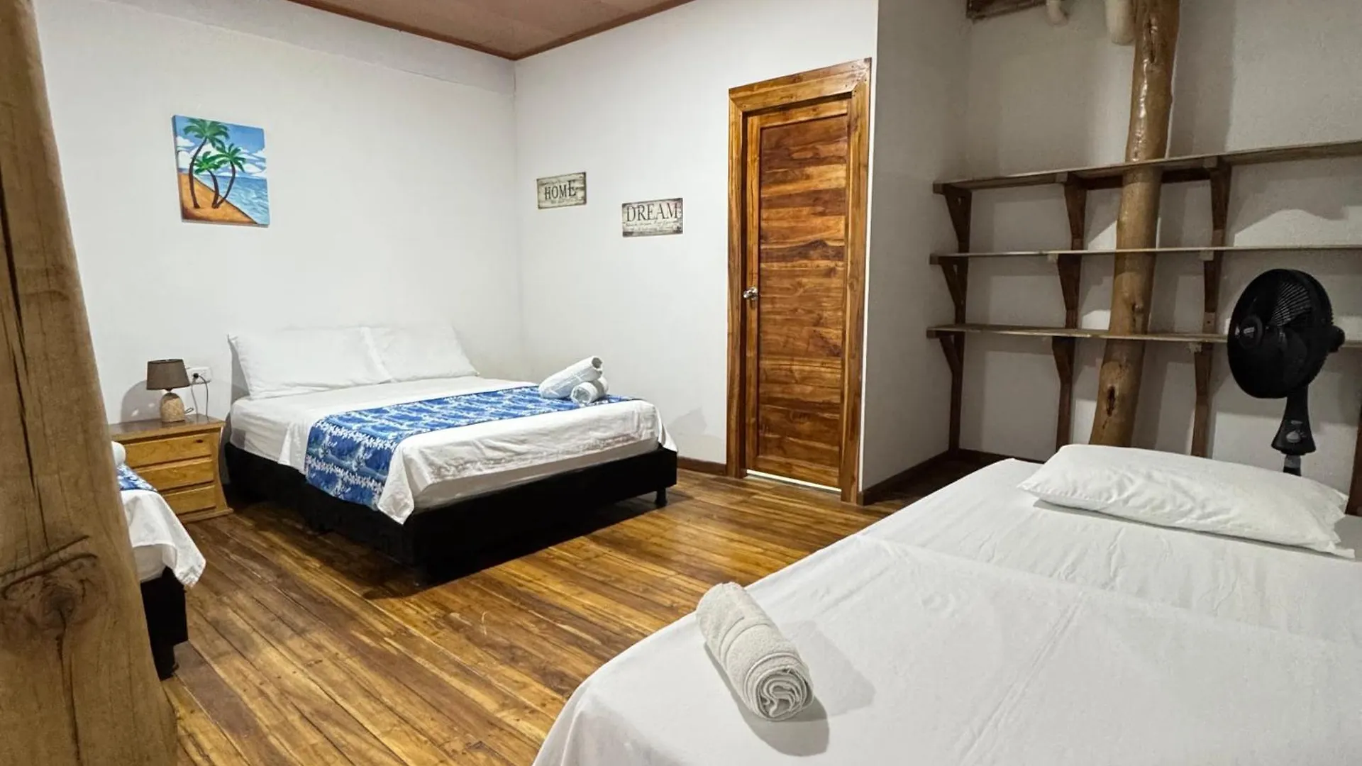 *** Hotel Cabana Coral Azul Playa Blanca Colombia